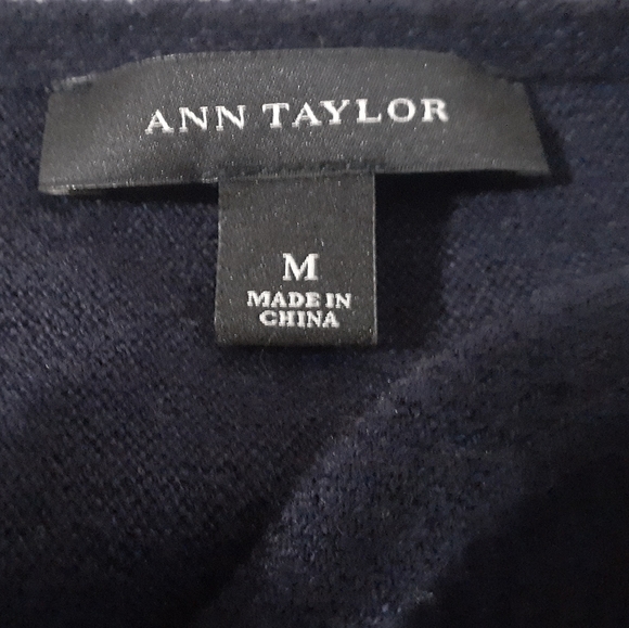 Ann Taylor Women's Size Medium Assymetrical Chevron Wool Blend Cape Poncho - Picture 3 of 4